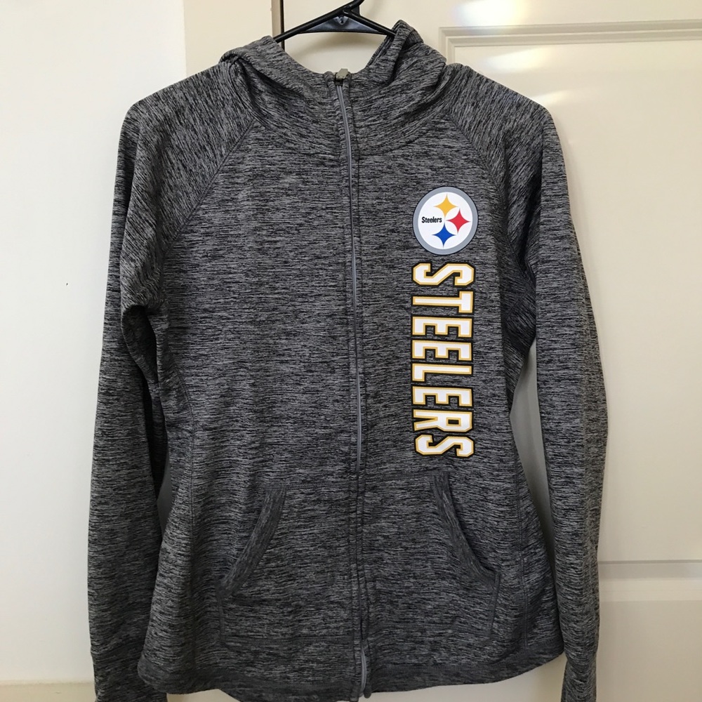 Steelers zip up
